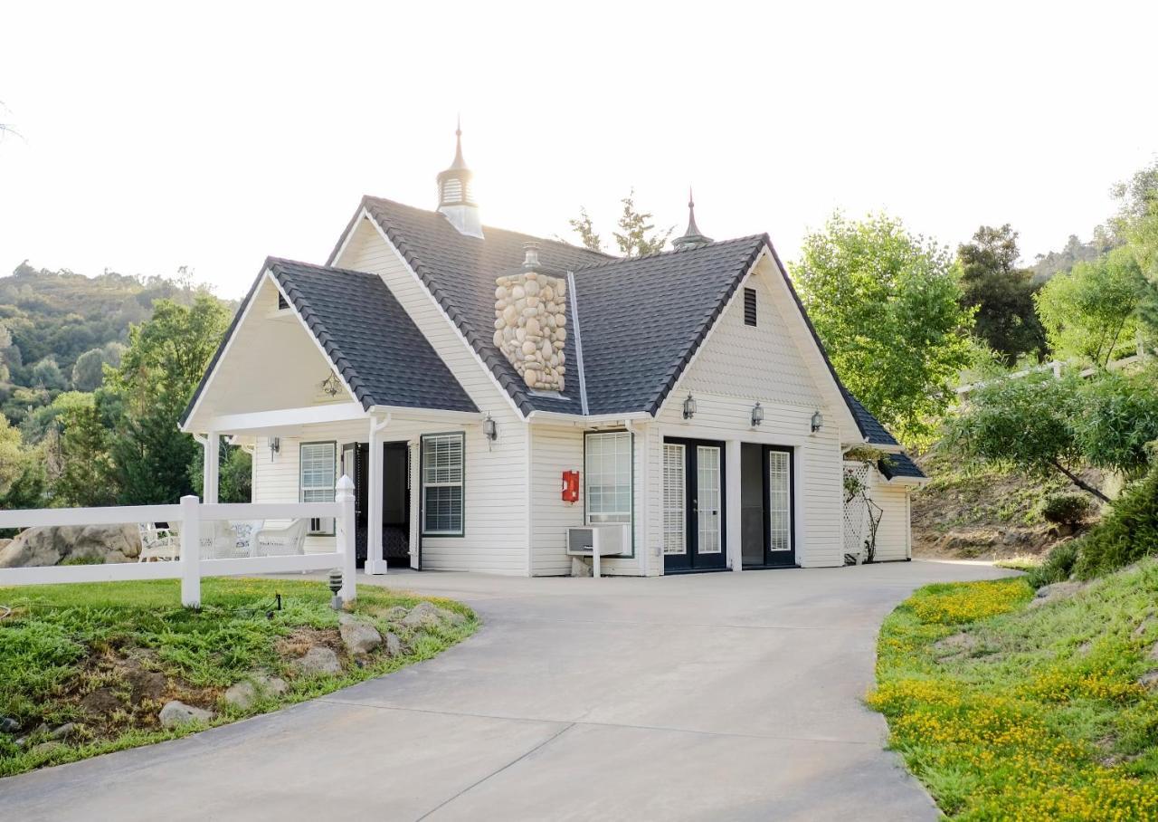 Hounds Tooth Inn Oakhurst Luaran gambar